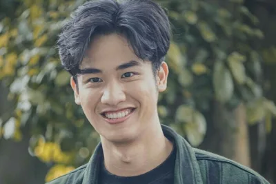 ลำดับเหตุการณ์ทำไม 'เต ตะวัน' ถึงต้องเผชิญการเดินทางสุดระทึกไปปารีสและต้องติดอยู่ที่ดูไบ